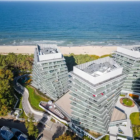 Royal Waves Resort & Spa - Apartment With Parking By Noclegi Renters Miedzyzdroje Exterior photo
