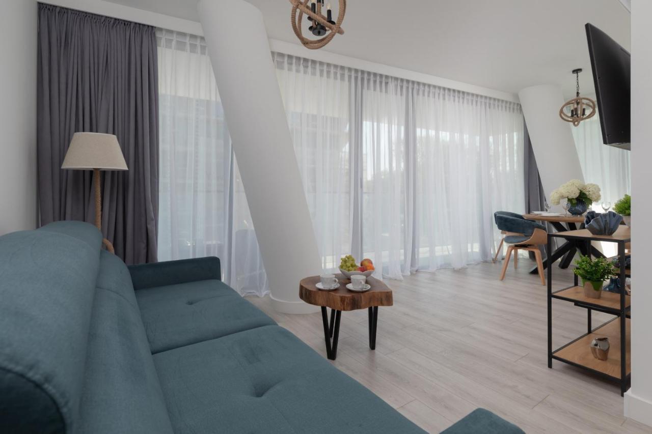 Royal Waves & - With Parking By Renters *