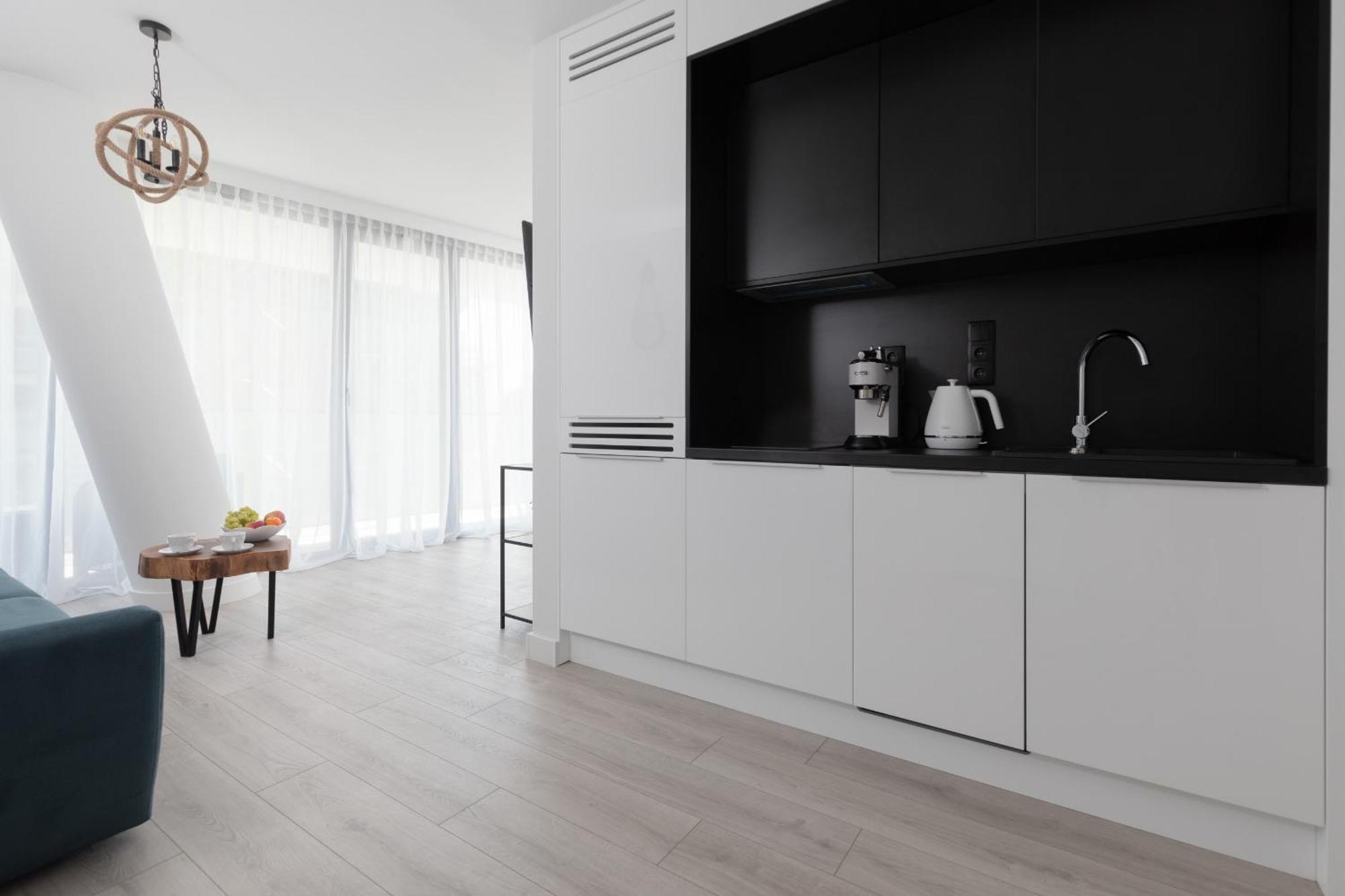 Royal Waves & - With Parking By Renters Apartmán *