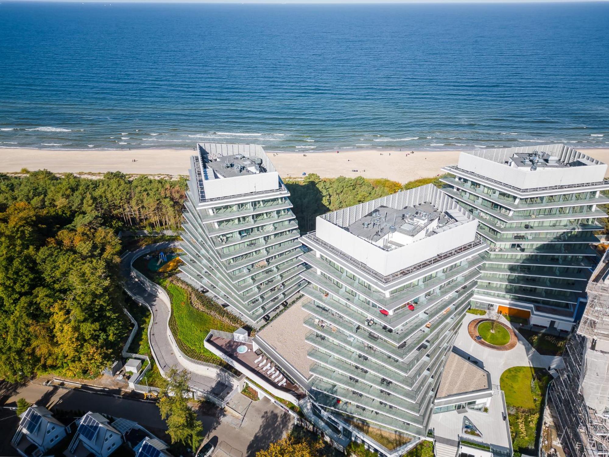 Royal Waves & - With Parking By Renters *